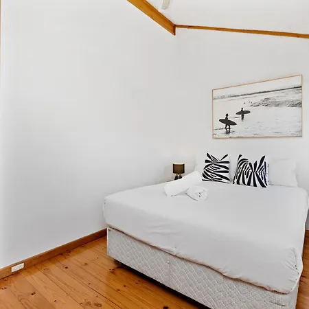 11 Cottesloe - Steps From Beach - Sleeps 3 Perth Exterior photo